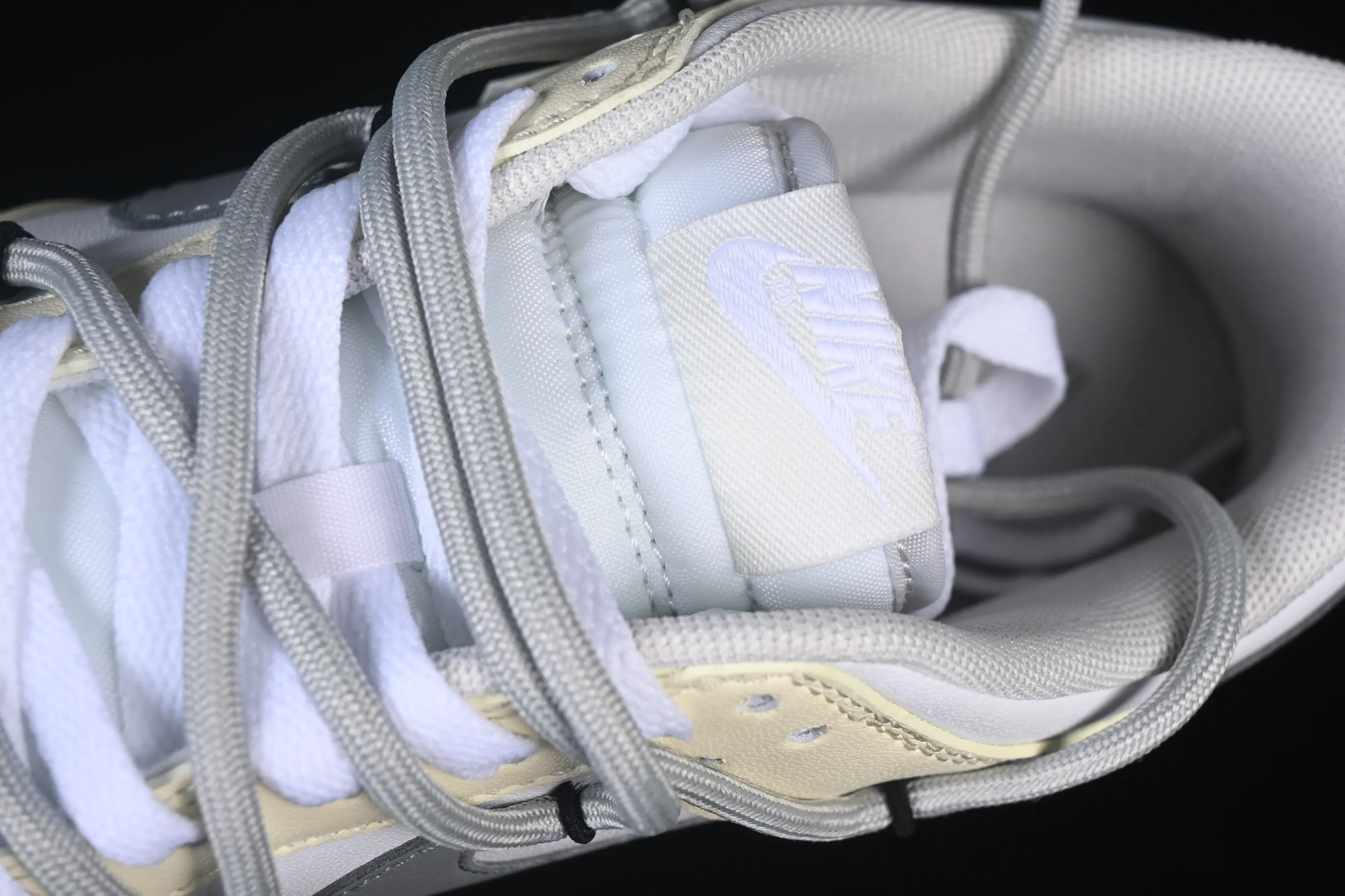 All categories Nk SB Dunk Series Nk SB Dunk Low High-end customized low-top sneakers Nike SB Dunk Low straps low-top casual sneakers HF5441-105